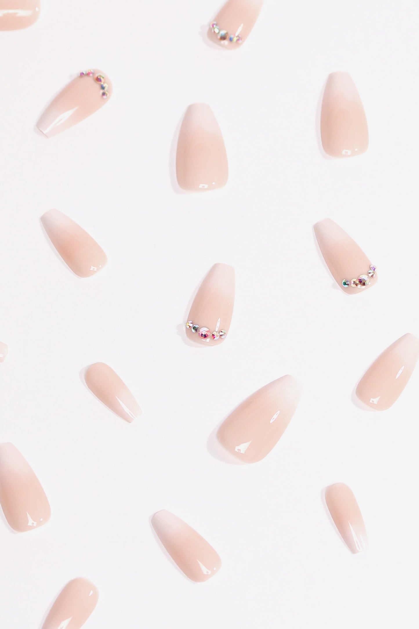 Bonmuz Strawberry Mousse | Soft & Durable Press - On Nails - GloMode
