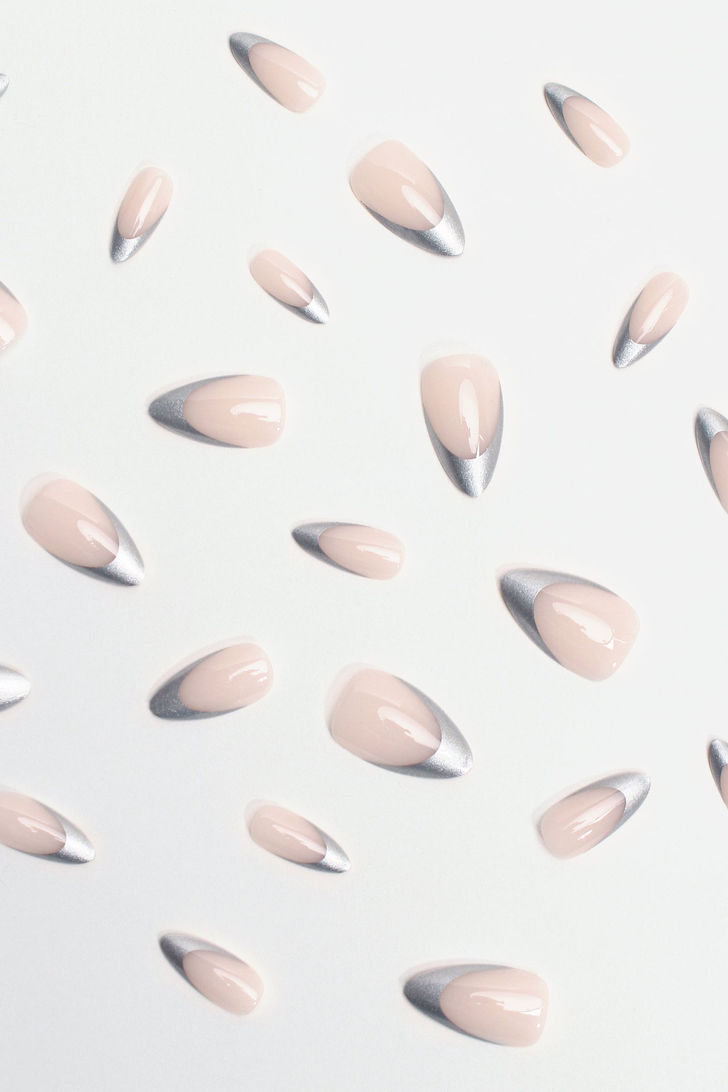 Bonmuz Tipped in Reflection | Soft & Durable Press - On Nails - GloMode