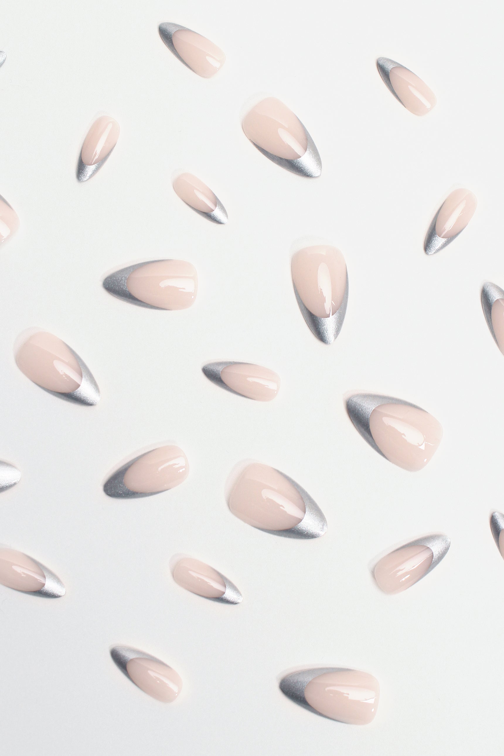 Bonmuz Tipped in Reflection | Soft & Durable Press - On Nails - GloMode