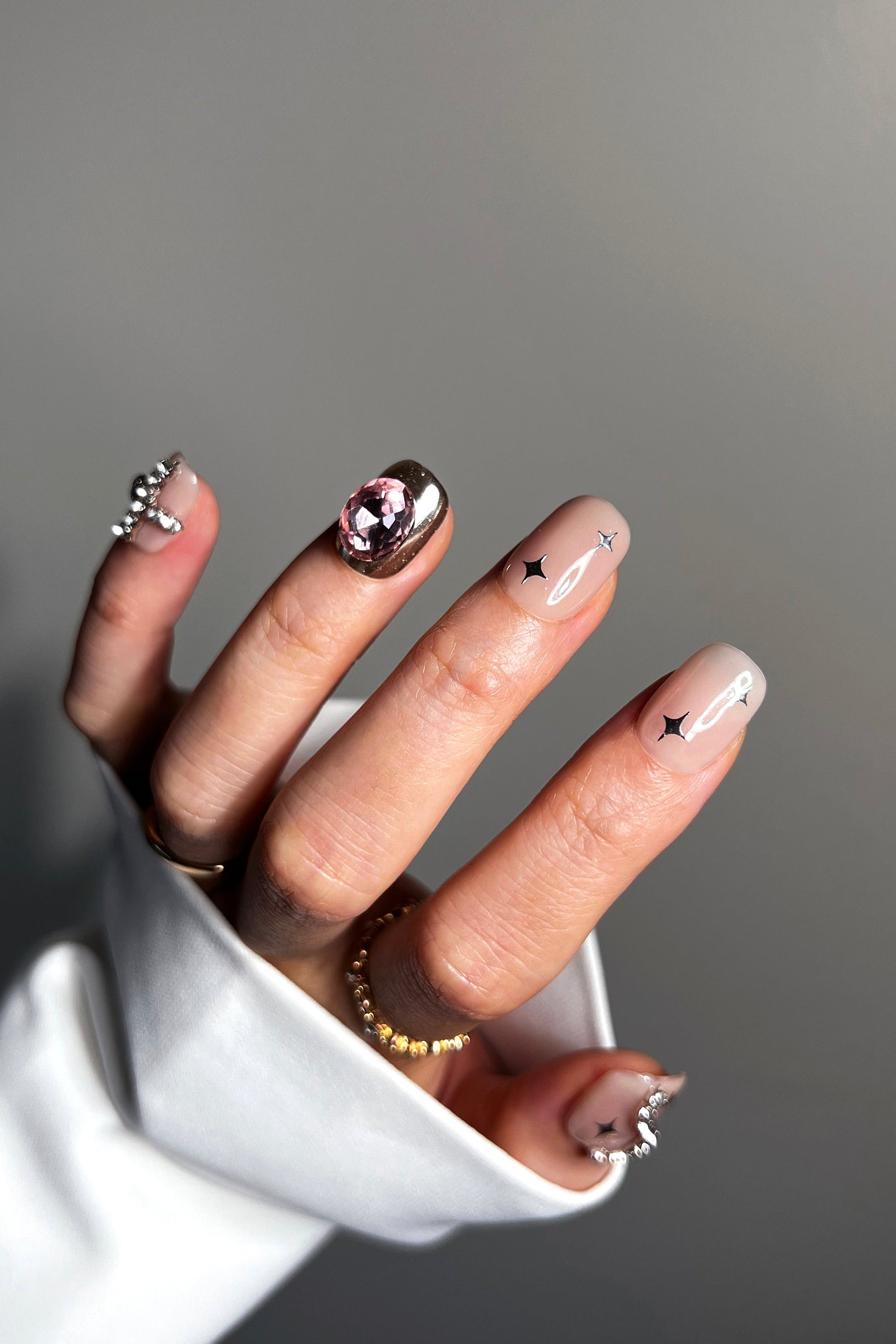 Bonmuz Baroness's Bloom | Pro Handmade Gel Nails - GloMode