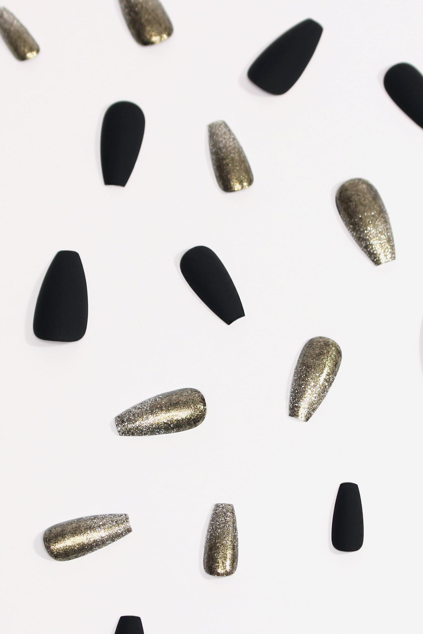 Bonmuz Stella | Soft & Durable Press - On Nails - GloMode