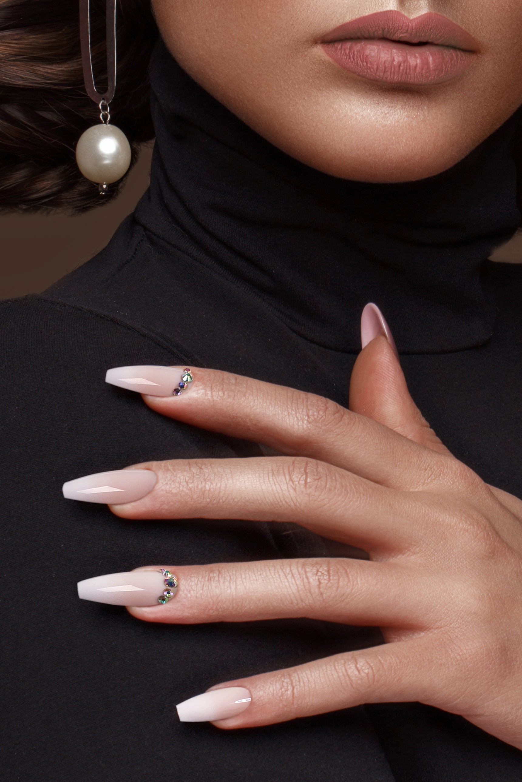 Bonmuz Strawberry Mousse | Soft & Durable Press - On Nails - GloMode