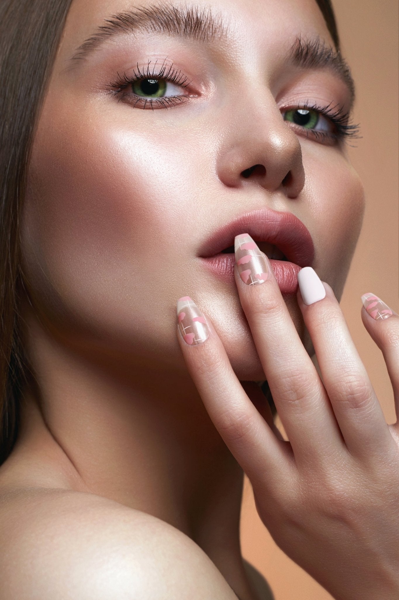 Bonmuz Cloud Waltz | Soft & Durable Press - On Nails - GloMode