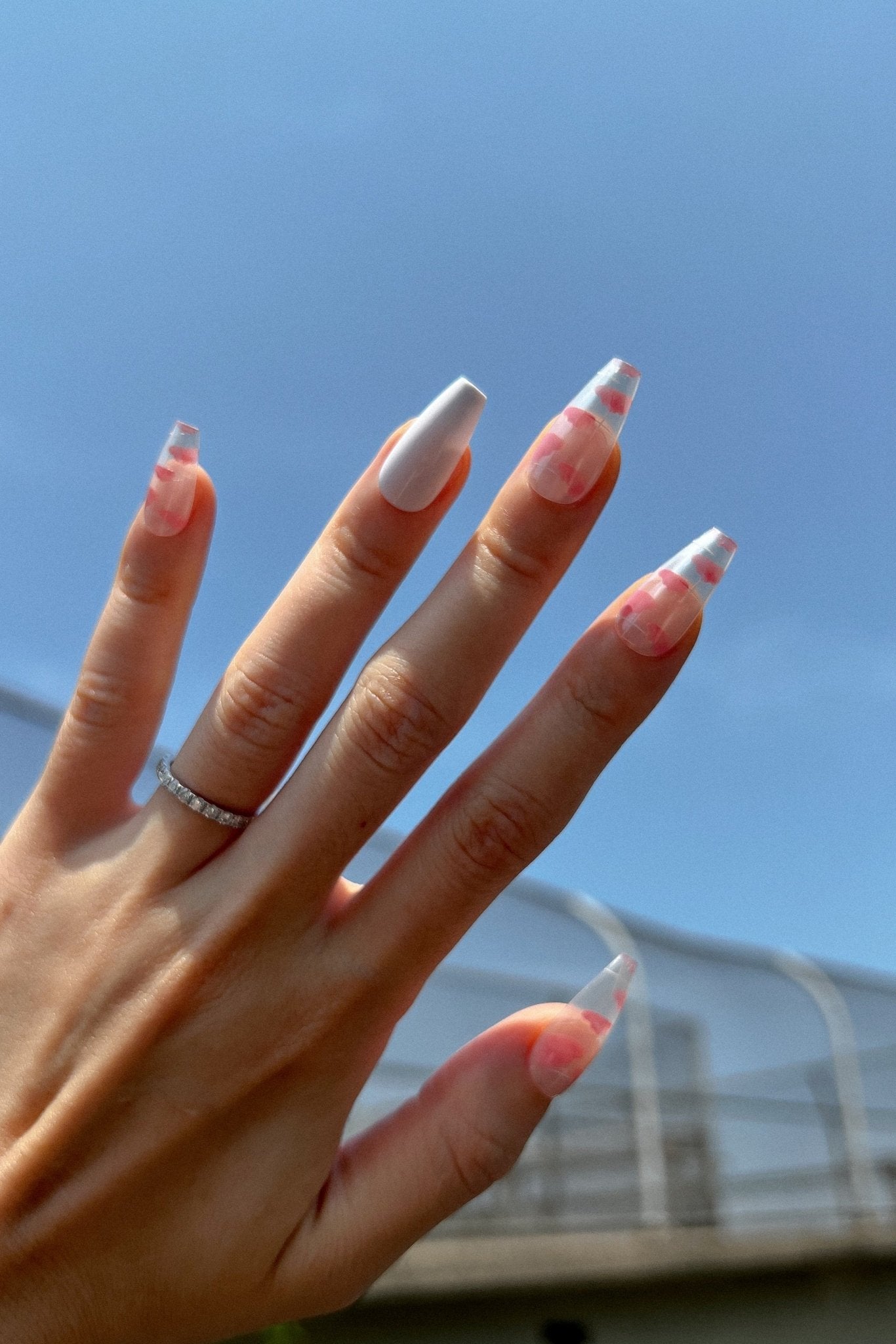 Bonmuz Cloud Waltz | Soft & Durable Press - On Nails - GloMode