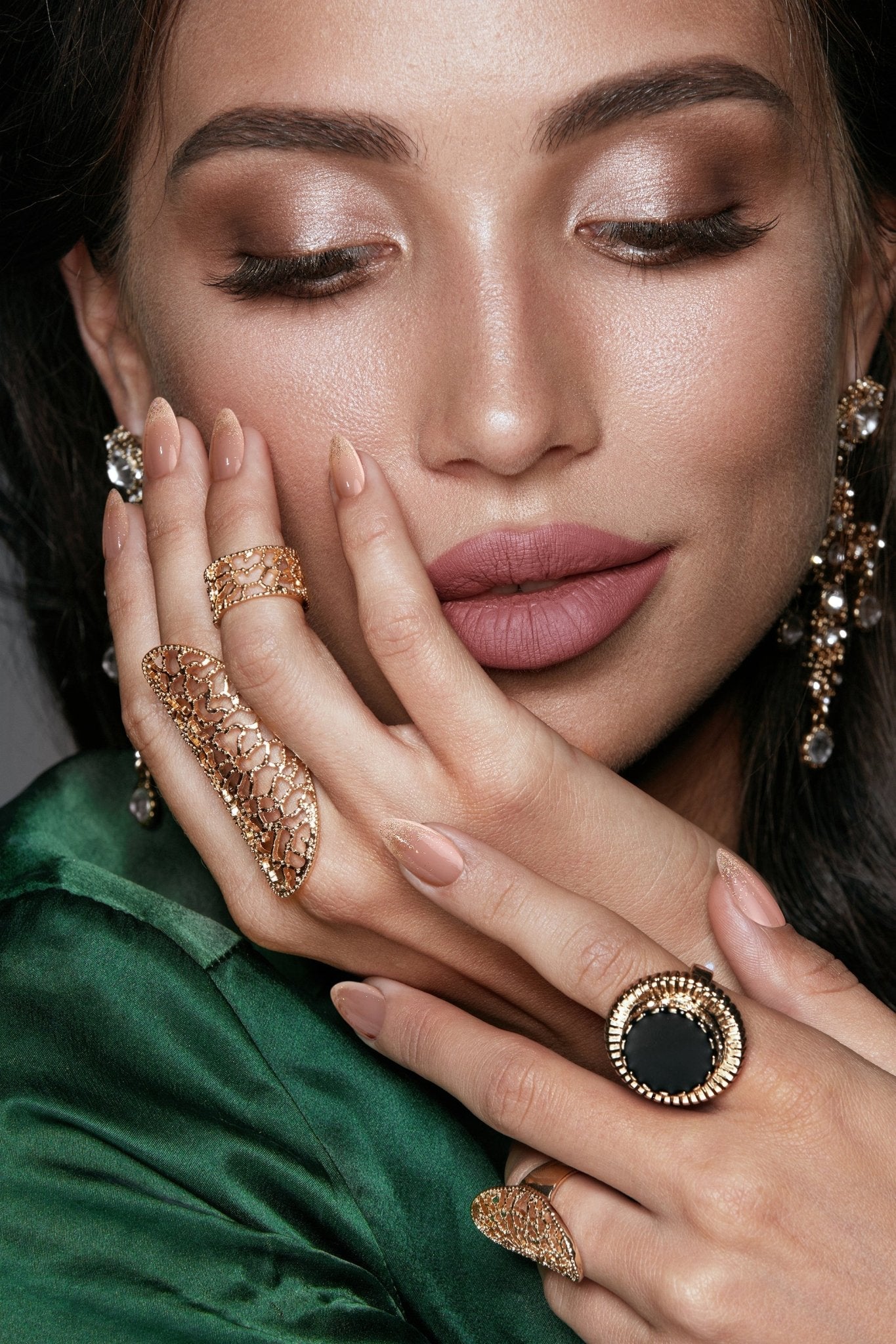 Bonmuz Golden Prosperity | Soft & Durable Press - On Nails - GloMode