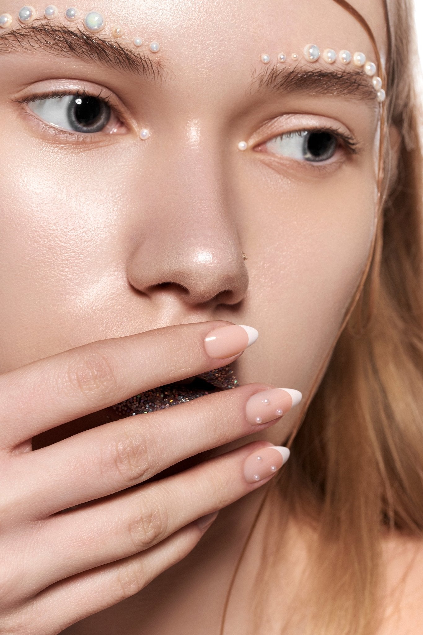 Bonmuz Romantic French | Soft & Durable Press - On Nails - GloMode