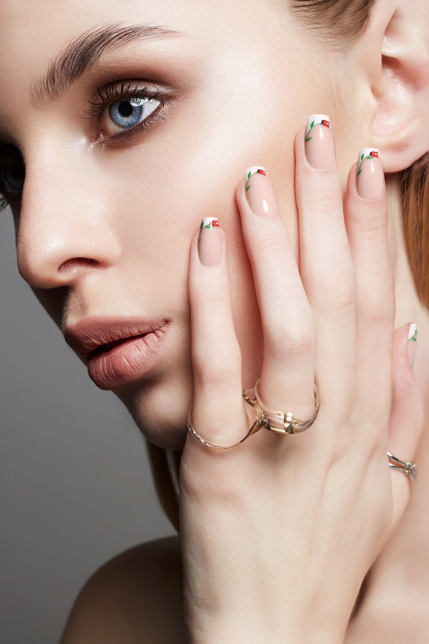 Bonmuz Rose Coronet | Soft & Durable Press - On Nails - GloMode