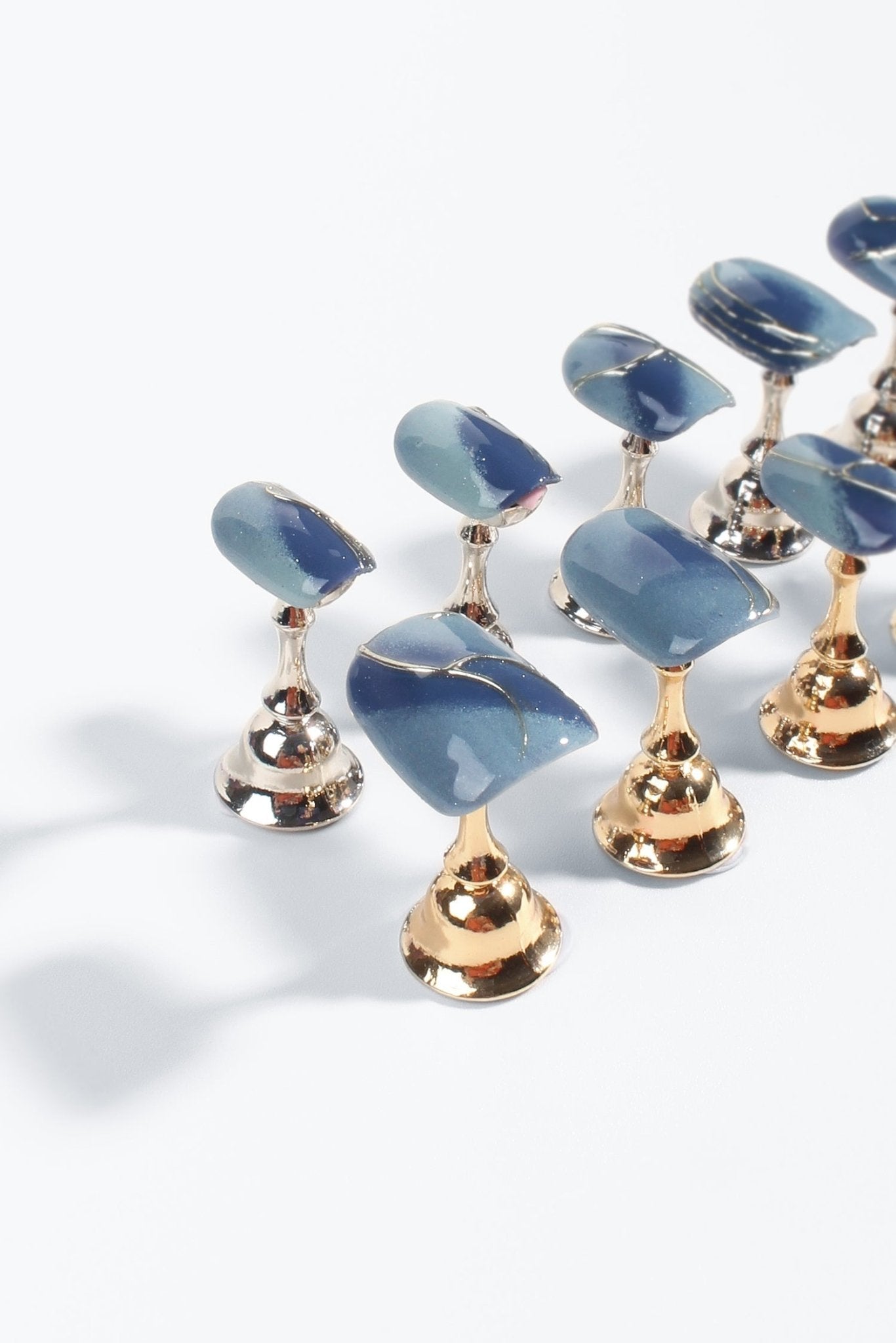 Bonmuz Serenity Waves | Pro Handmade Gel Nails - GloMode