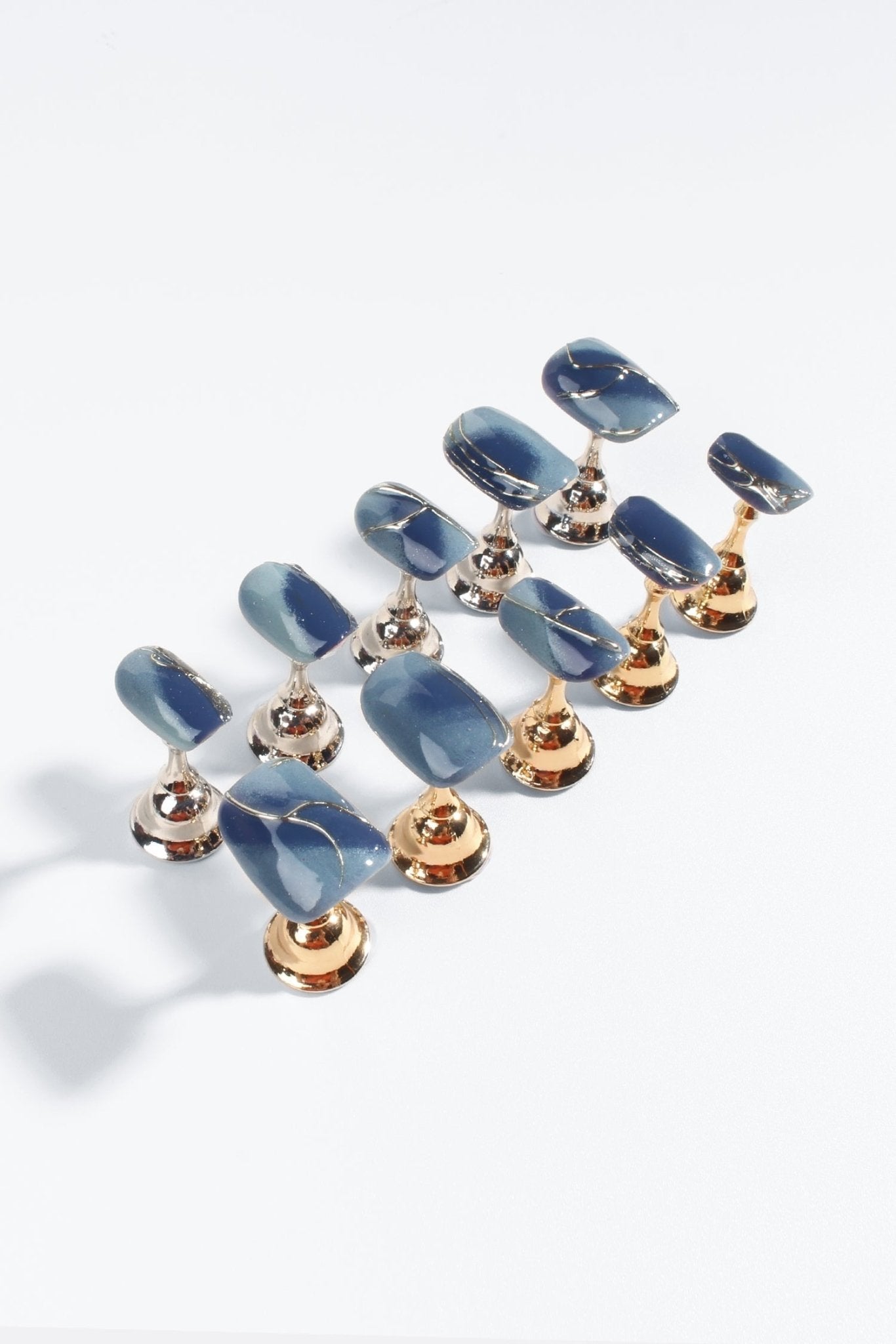 Bonmuz Serenity Waves | Pro Handmade Gel Nails - GloMode