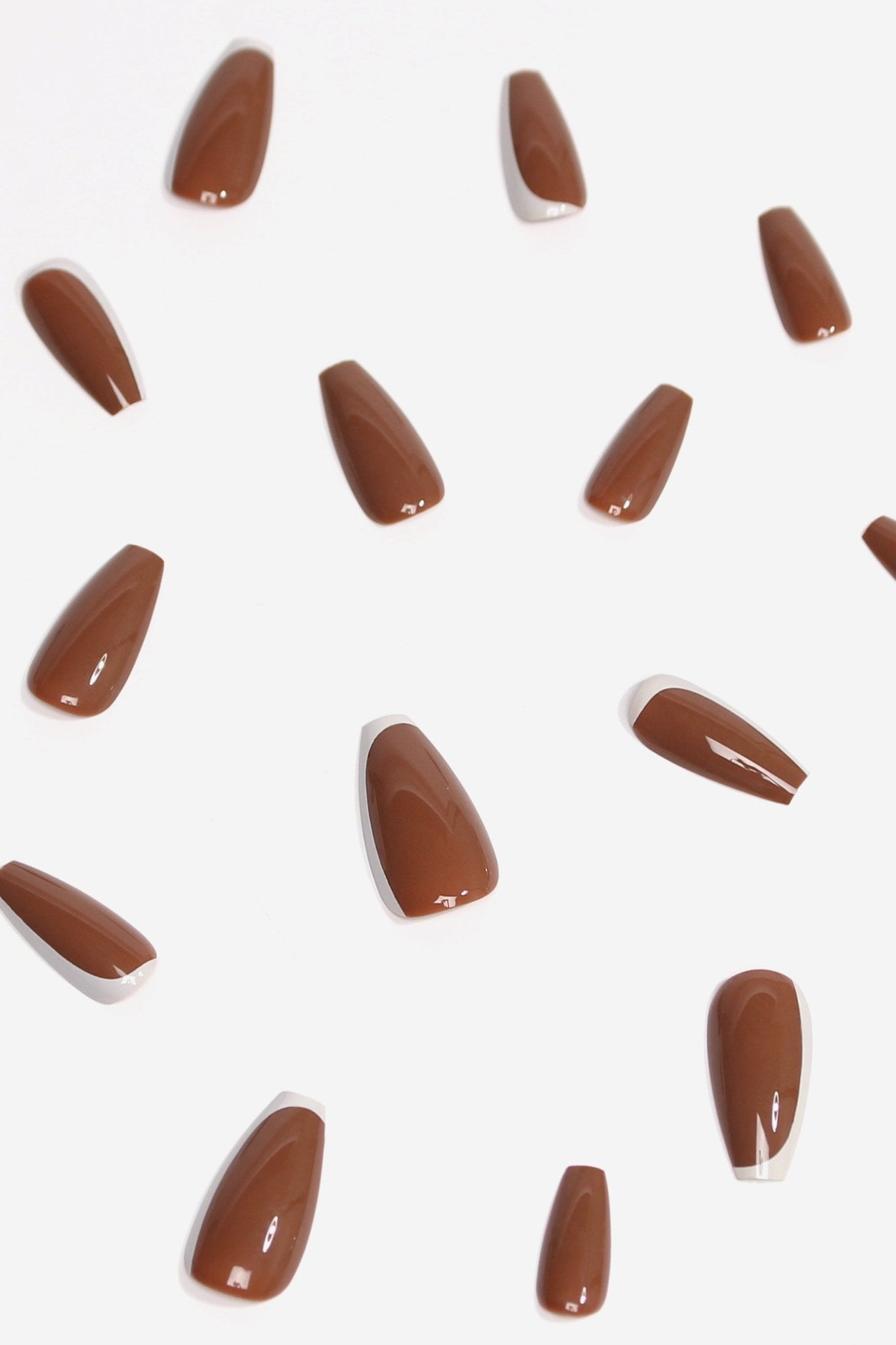 Bonmuz Toffee Nut | Soft & Durable Press - On Nails - GloMode
