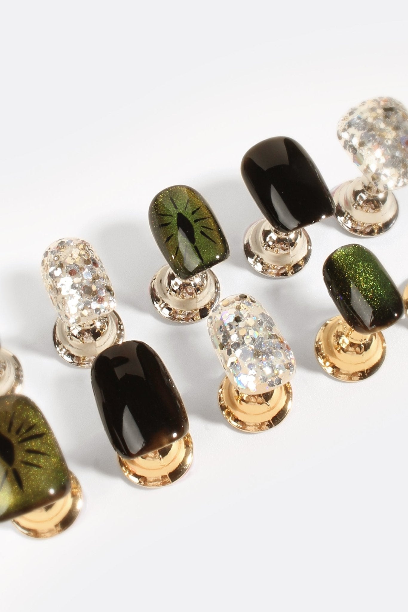 Bonmuz Wizard's Window | Pro Handmade Gel Nails - GloMode